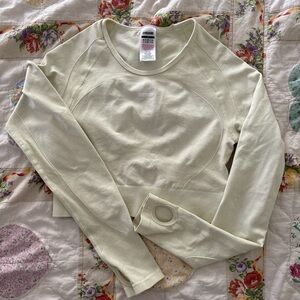 Gymshark Light Sage Seamless Long Sleeve Crop Top